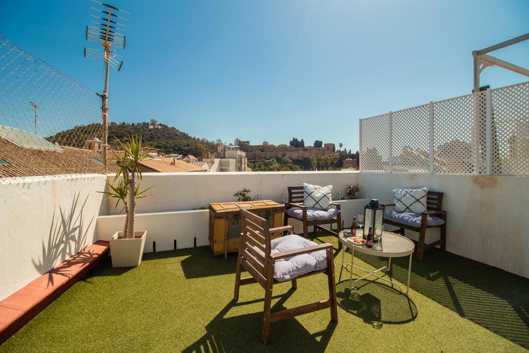 شقة C89 - Luxurious Penthouse With Private Terrace مالقة المظهر الخارجي الصورة
